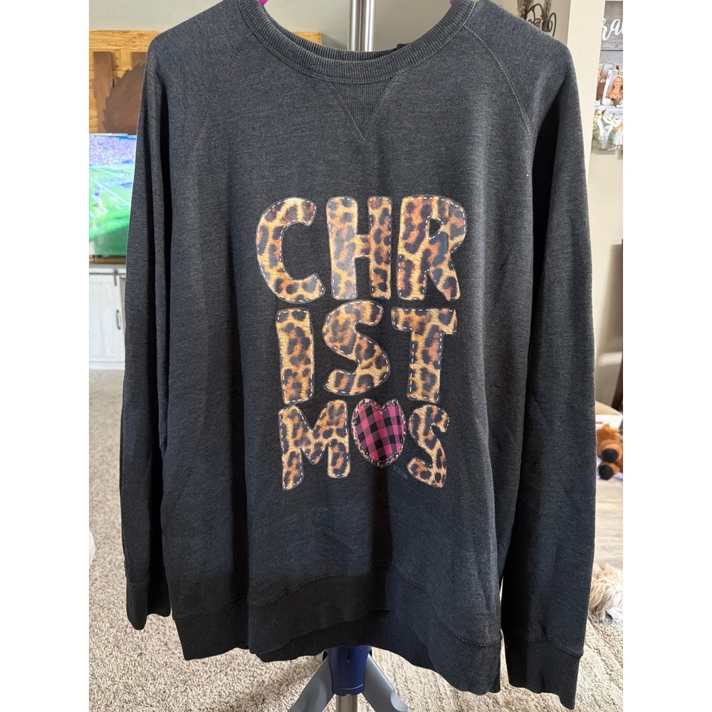 Cotton Heritage Christmas Leopard Print Heart Sweatshirt Gray Large